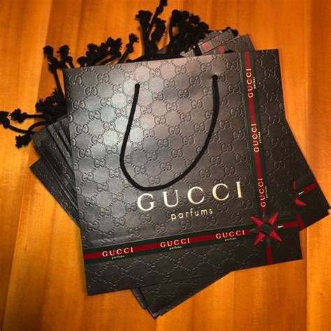 gucci christmas wrapping paper|gucci online order packaging.